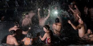 E Pravoslavna hristijanija avdive nishankerena o bidjuko Bogojavlenie-Vodici..