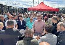 Mickovski ko Suto Orizari – dikhen video