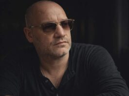 Колумна -Сезонски народ: Помеѓу патриотизмот на софра и колективниот мамурлак.